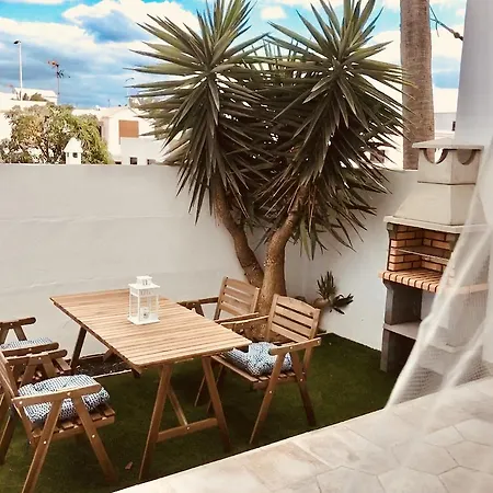 Le Family Palms Apartament Apartman