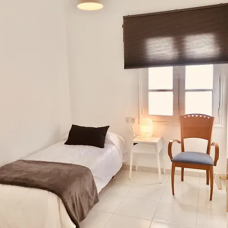 Le Family Palms Apartament Apartman